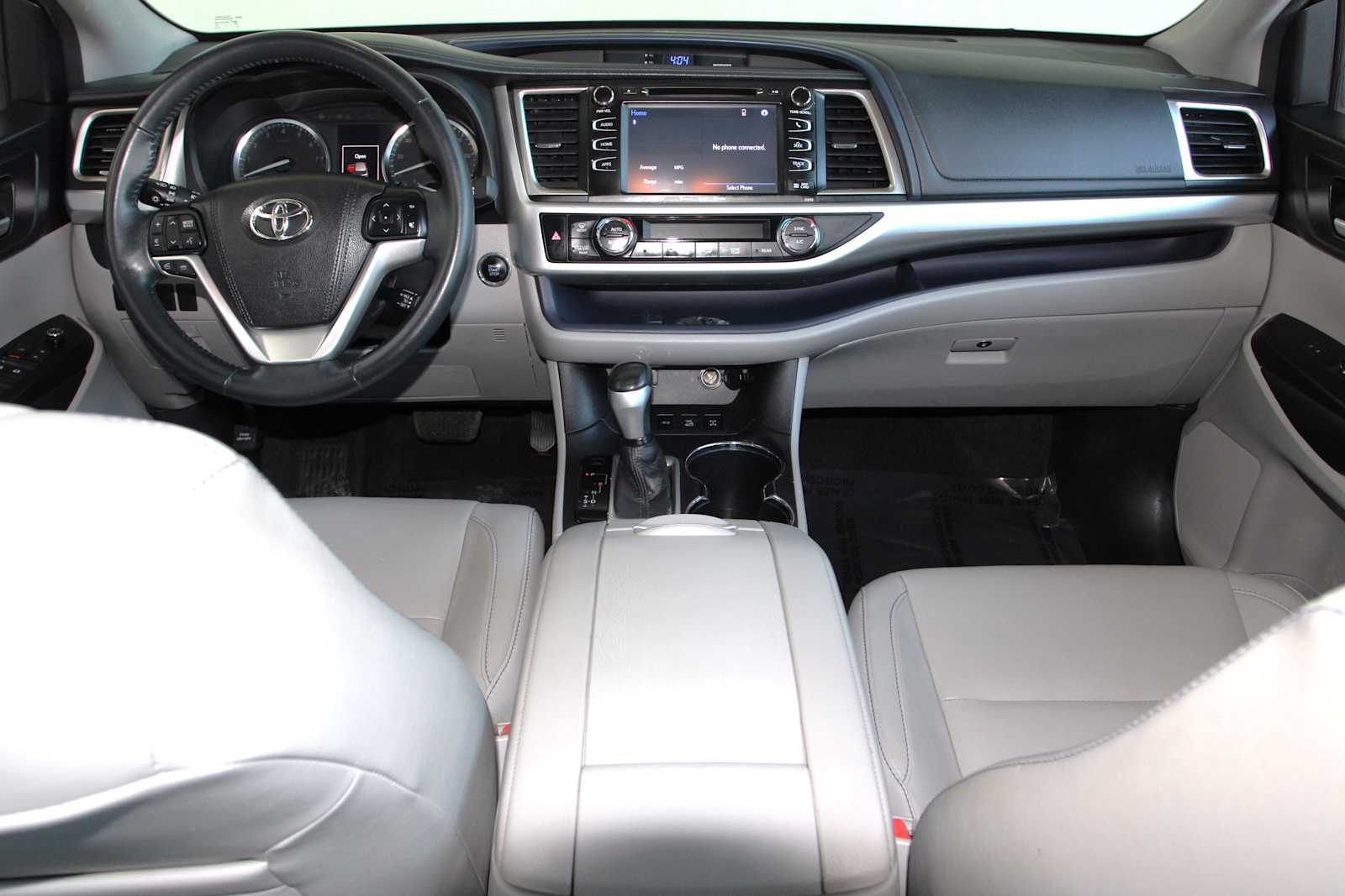 used 2016 Toyota Highlander car, priced at $17,998