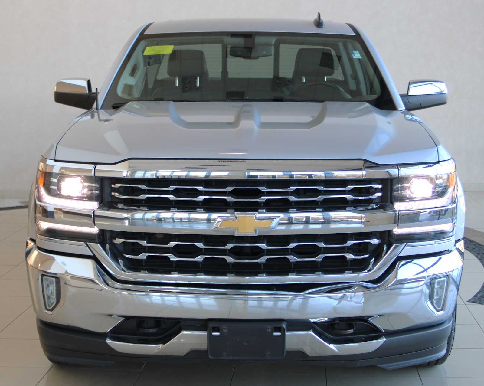 used 2018 Chevrolet Silverado 1500 car, priced at $21,998