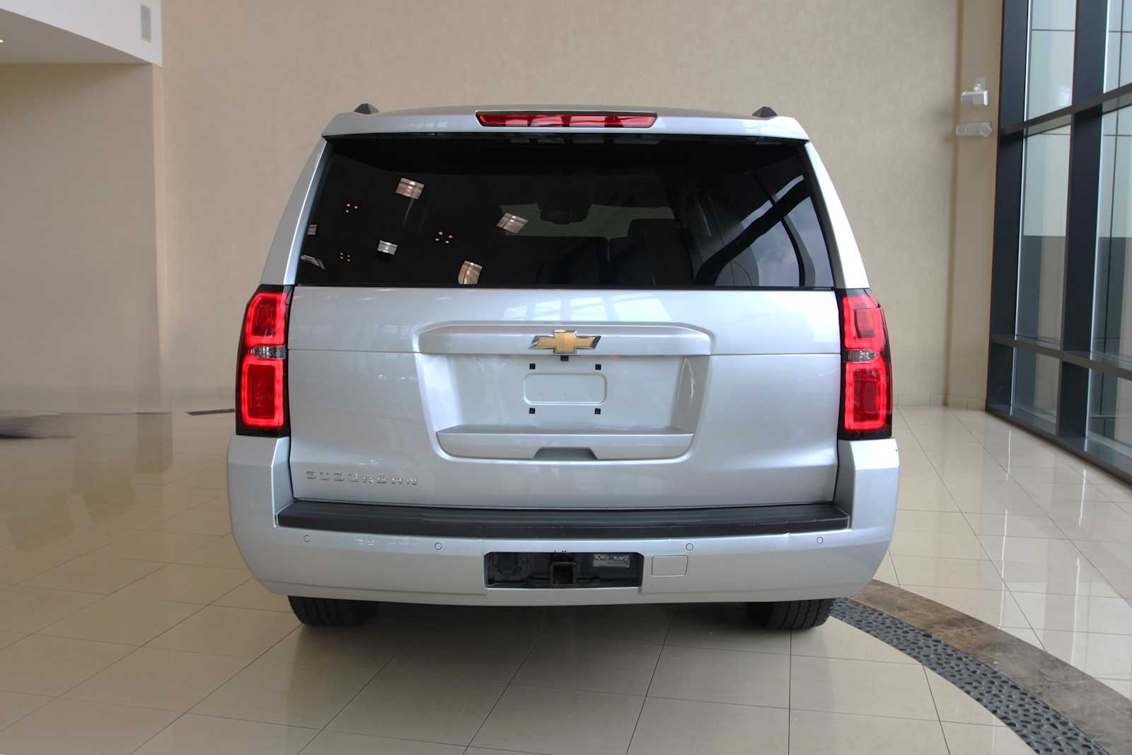 used 2020 Chevrolet Suburban car, priced at $30,598