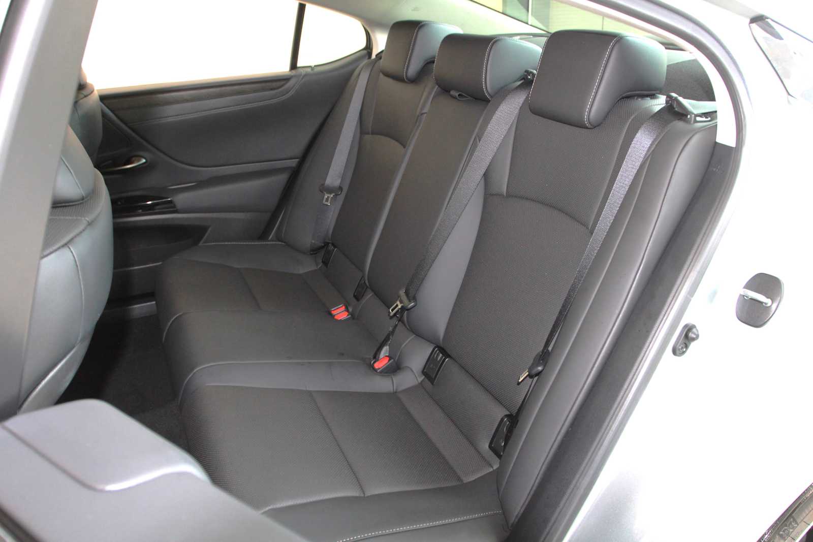 used 2024 Lexus ES 350 car, priced at $42,998