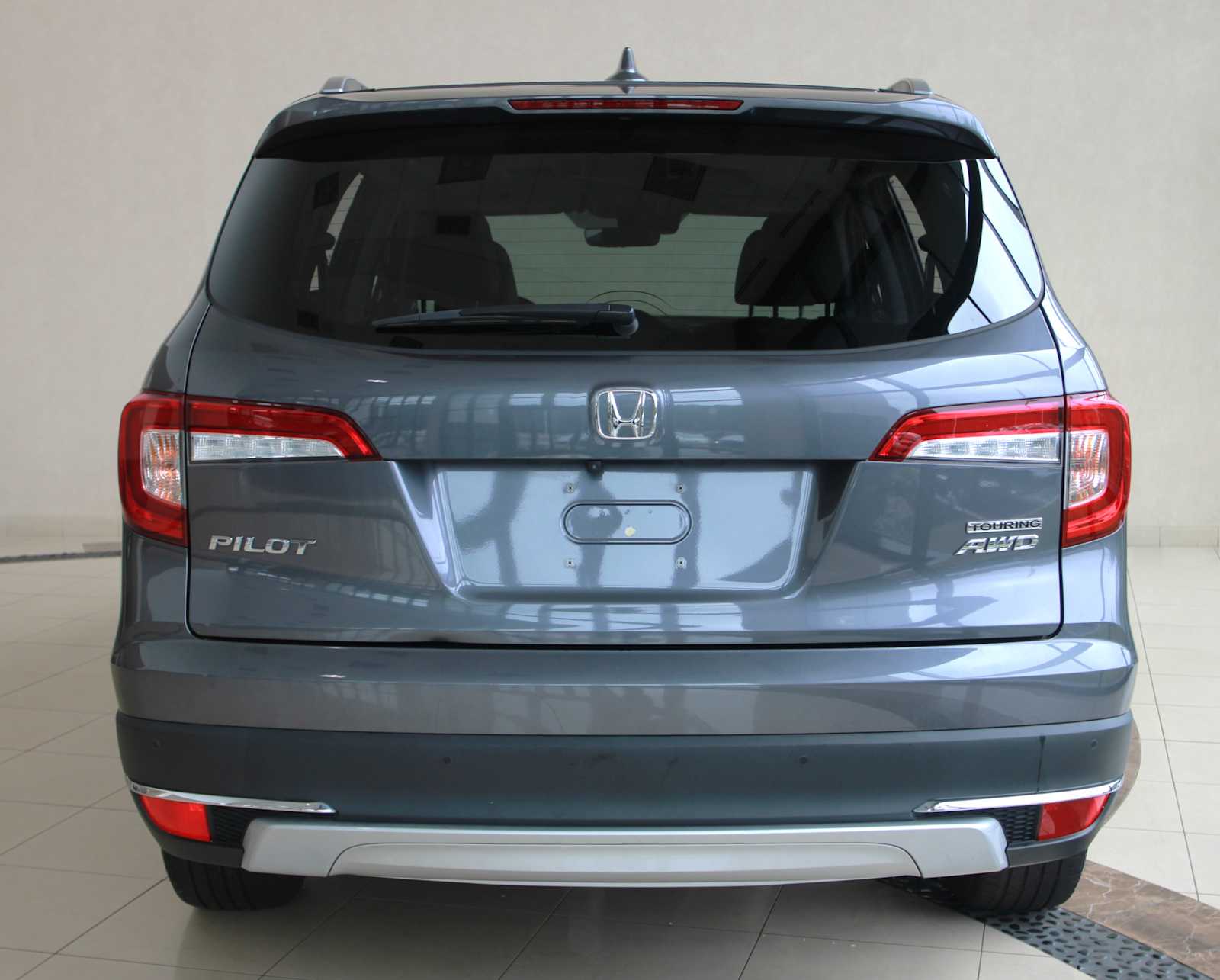 used 2021 Honda Pilot car, priced at $27,498