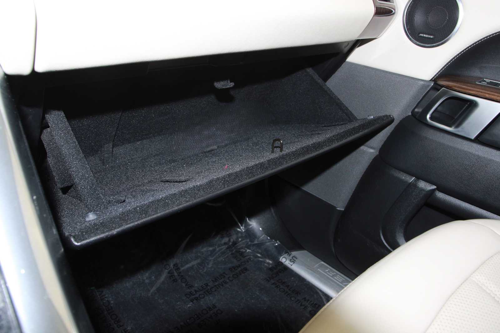 used 2020 Land Rover Range Rover Sport car, priced at $33,998