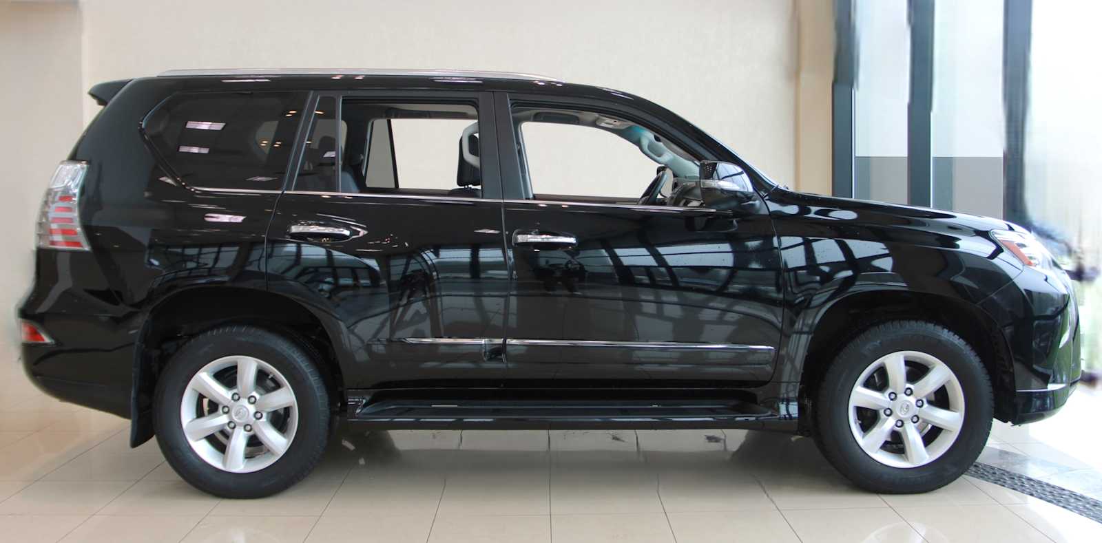 used 2016 Lexus GX 460 car, priced at $26,998