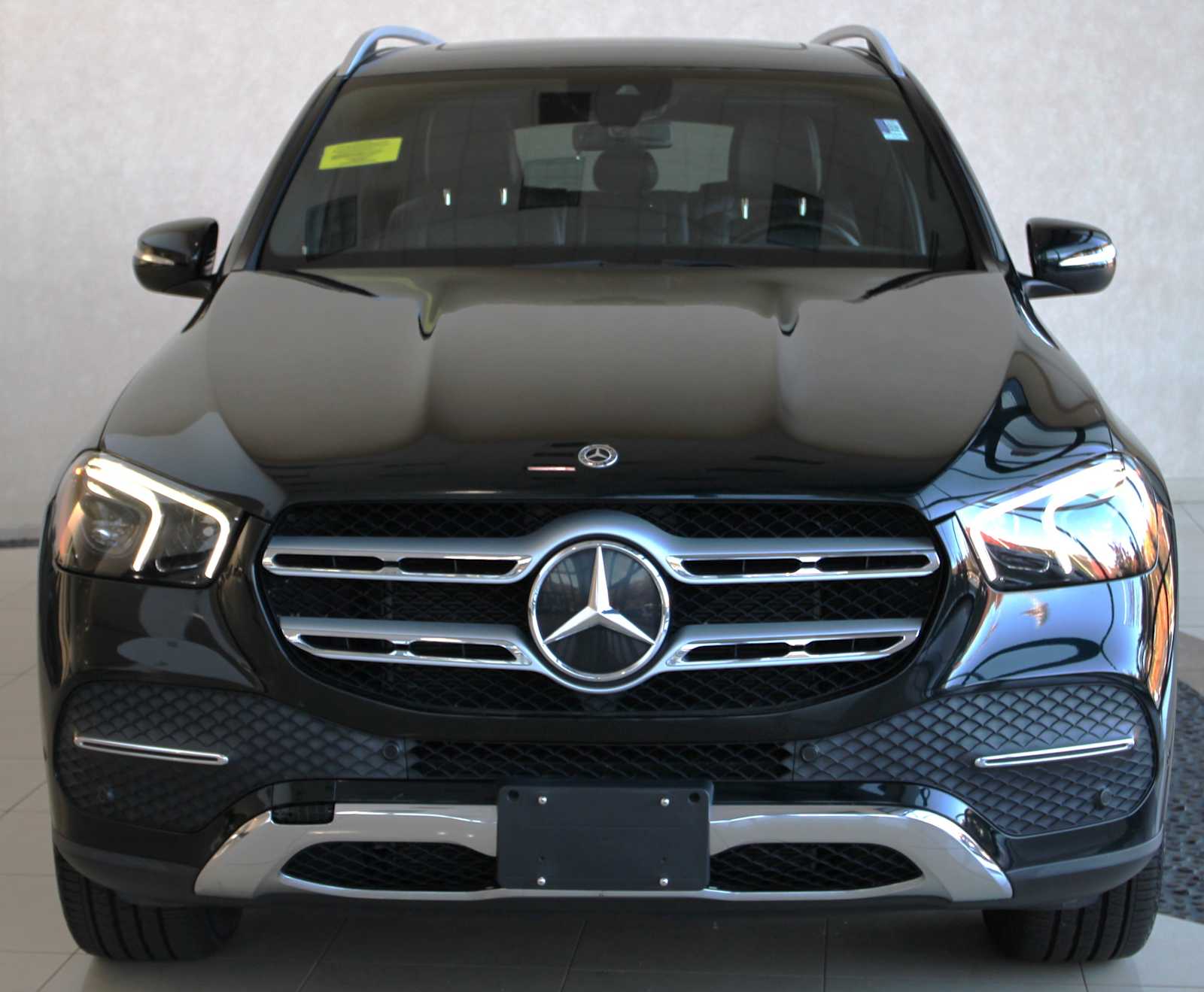 used 2020 Mercedes-Benz GLE 350 car, priced at $35,498