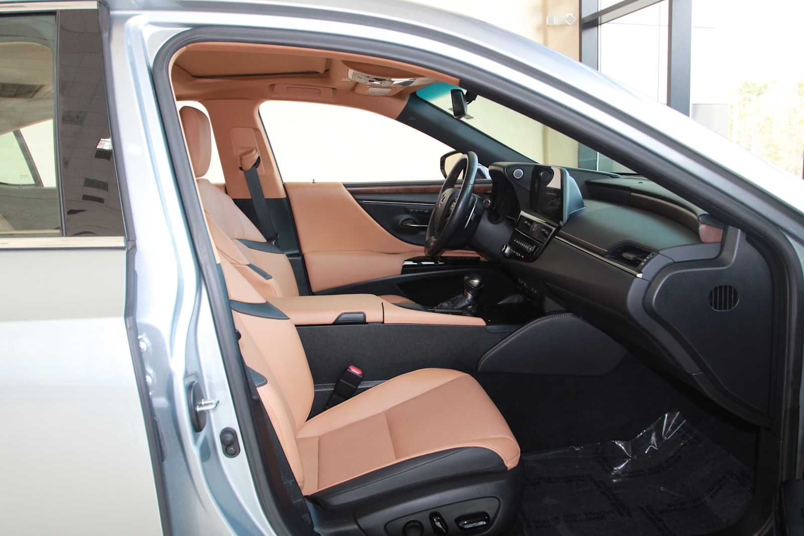 used 2022 Lexus ES 350 car, priced at $36,998