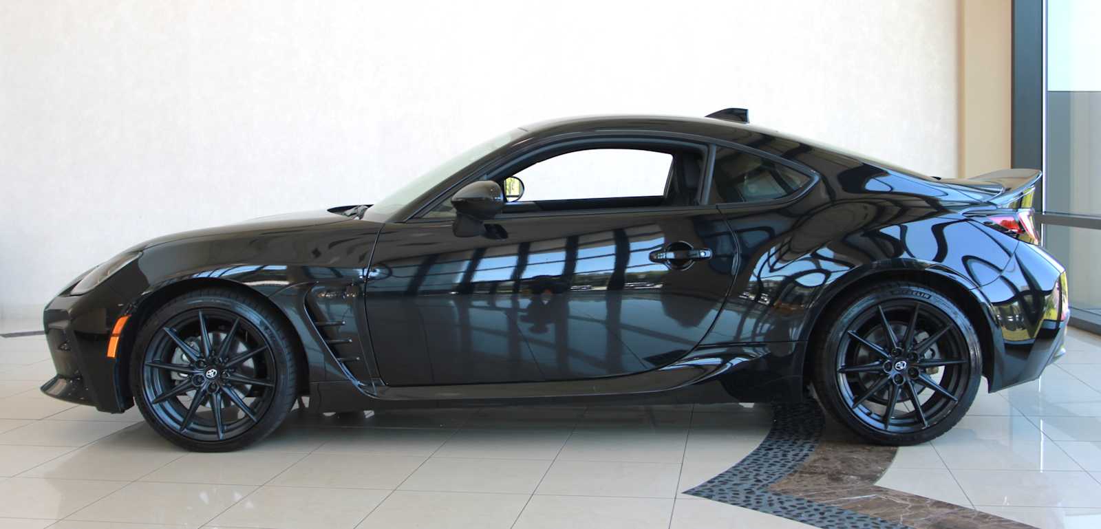 used 2023 Toyota GR86 car, priced at $31,998