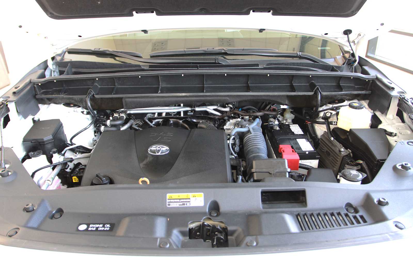 used 2022 Toyota Highlander car, priced at $37,998