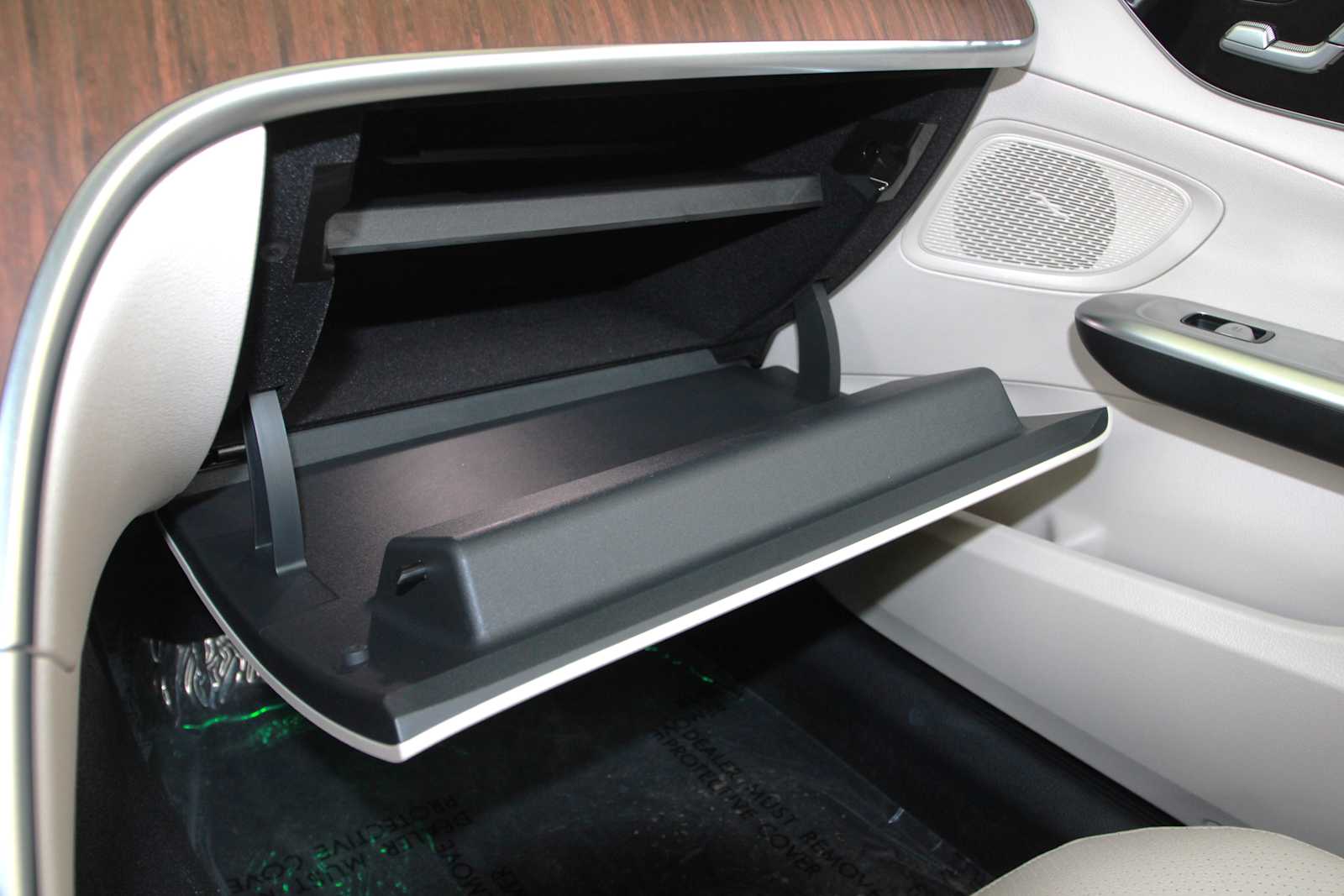 used 2024 Mercedes-Benz C 300 car, priced at $41,998