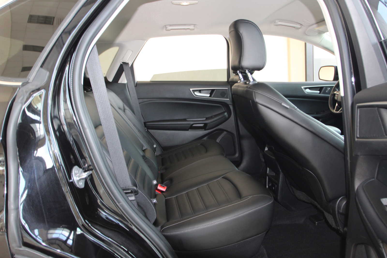 used 2021 Ford Edge car, priced at $24,988