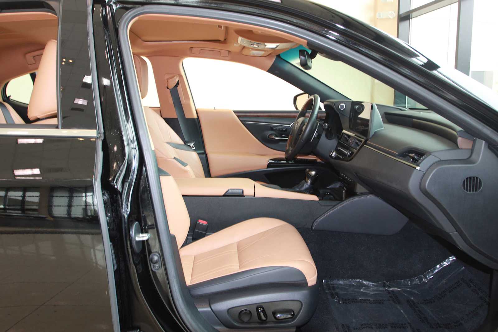used 2022 Lexus ES 300h car, priced at $39,998