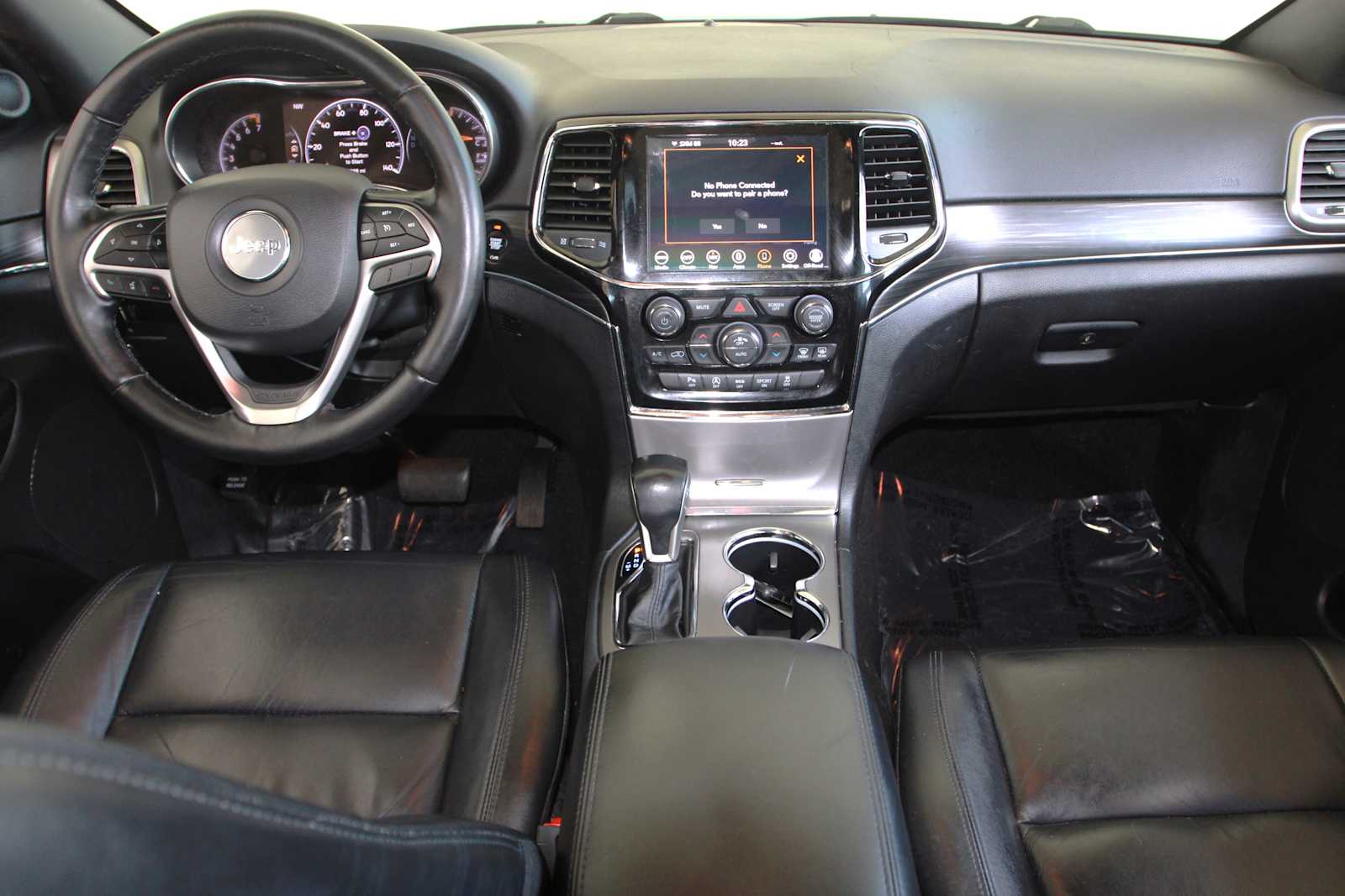 used 2020 Jeep Grand Cherokee car, priced at $27,998