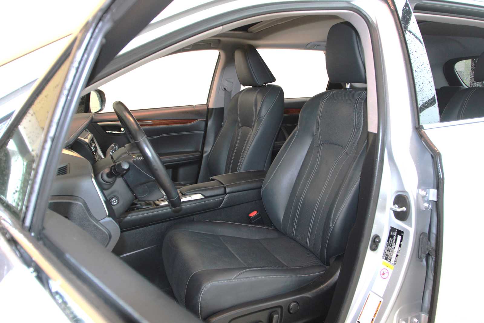 used 2018 Lexus RX 350L car, priced at $33,998