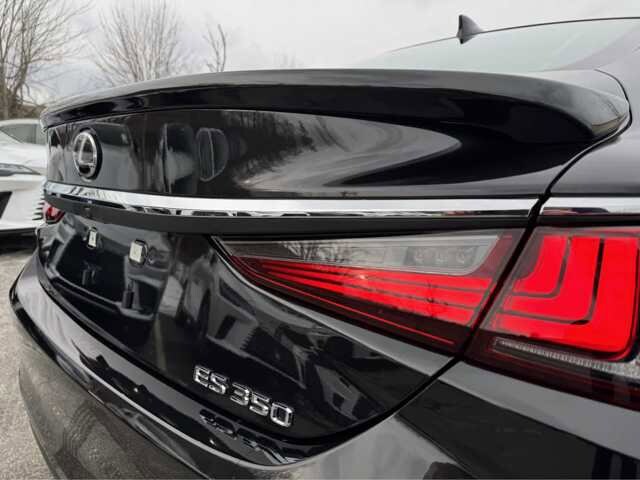 new 2024 Lexus ES 350 car, priced at $56,020
