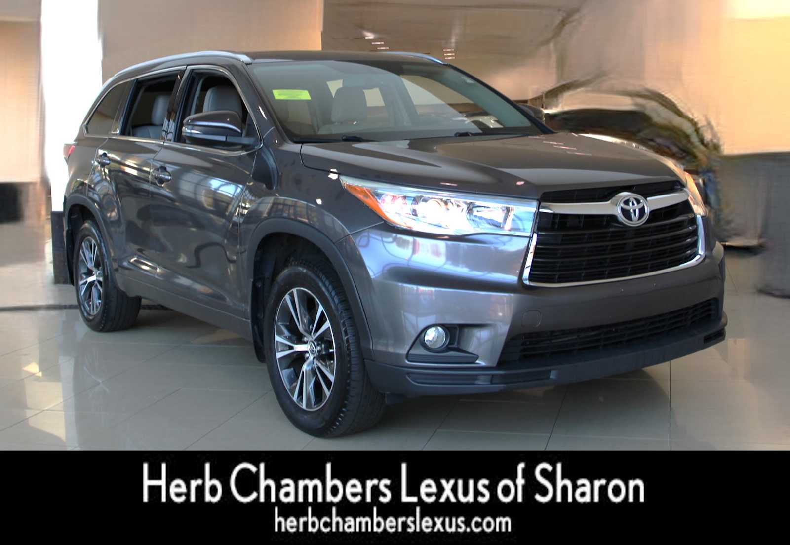 used 2016 Toyota Highlander car, priced at $17,998