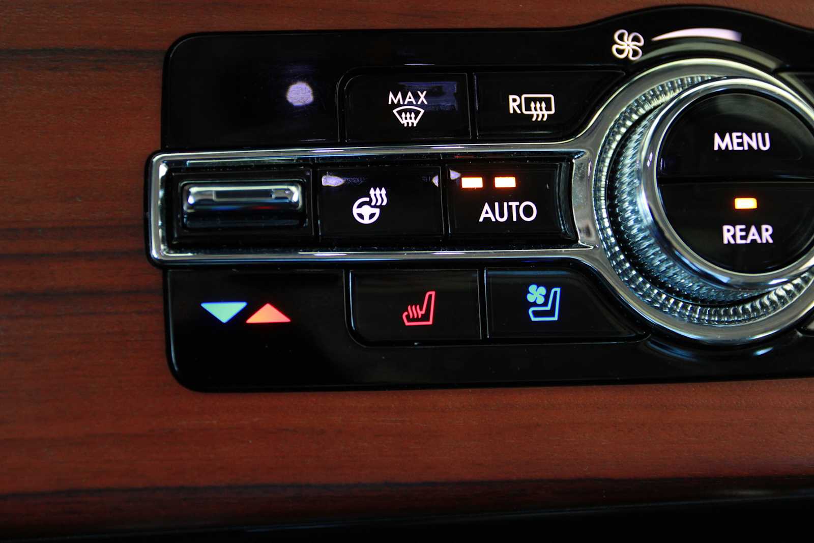 used 2023 Lincoln Aviator car, priced at $47,998