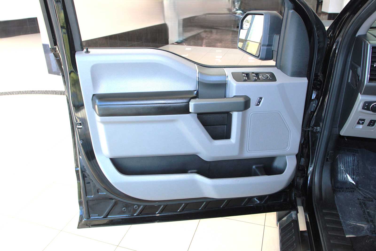 used 2018 Ford F-150 car, priced at $26,998