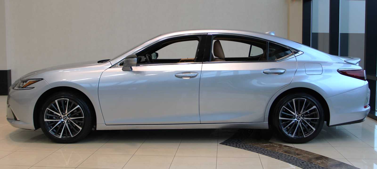 used 2024 Lexus ES 350 car, priced at $40,998