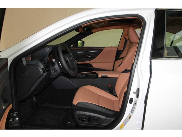 new 2025 Lexus ES car, priced at $52,129