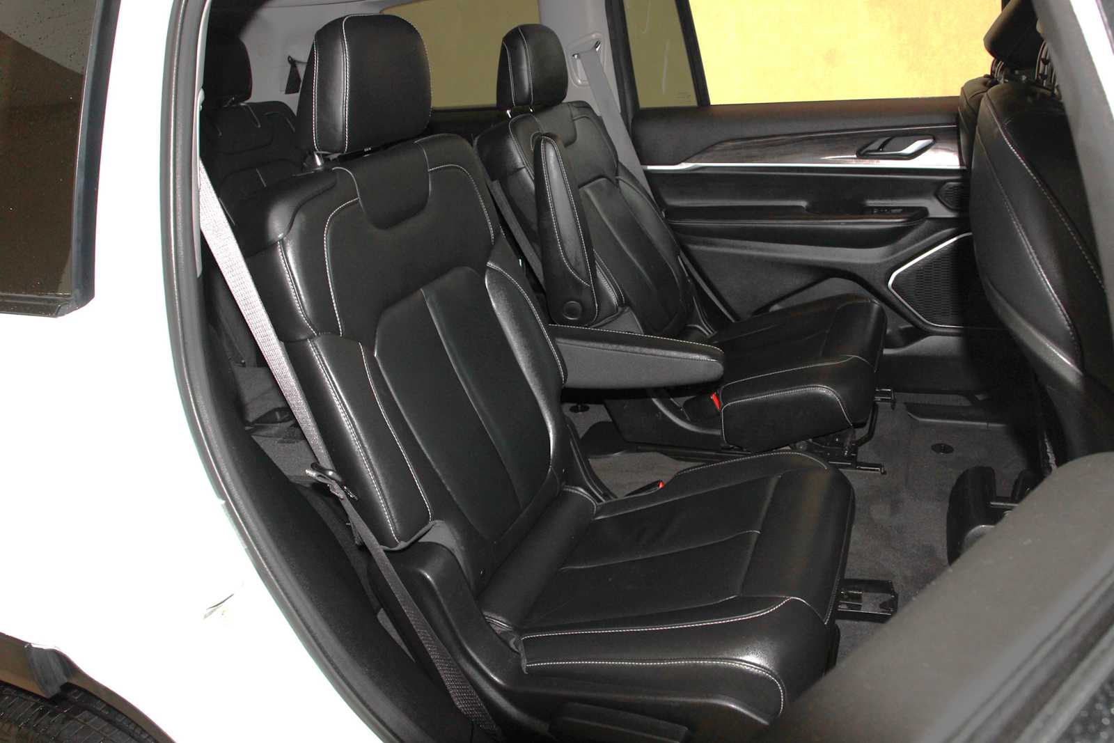 used 2021 Jeep Grand Cherokee L car, priced at $30,498
