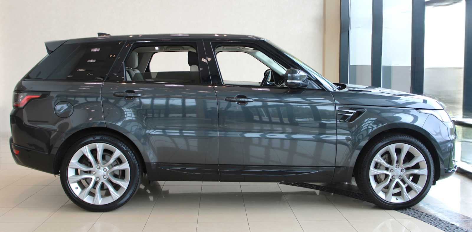 used 2020 Land Rover Range Rover Sport car, priced at $33,998