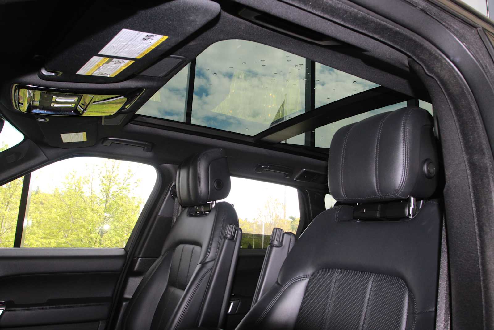 used 2020 Land Rover Range Rover Sport car, priced at $35,998