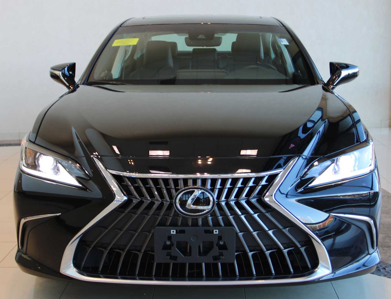 used 2022 Lexus ES 350 car, priced at $33,498