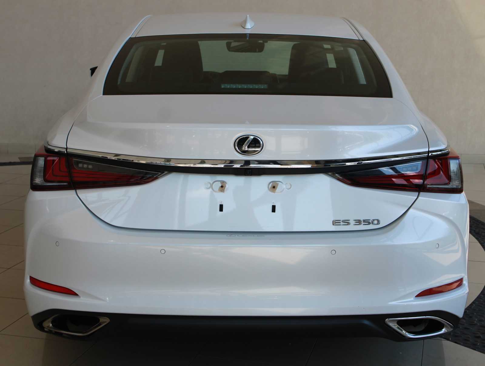 used 2020 Lexus ES 350 car, priced at $29,998