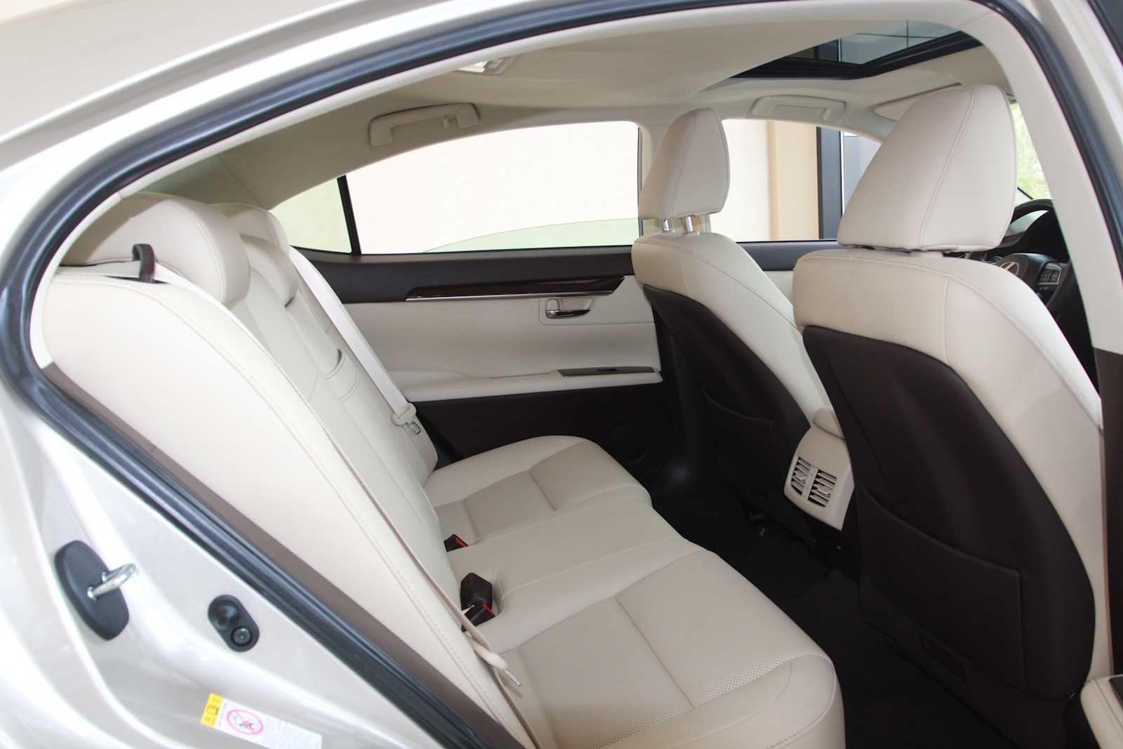 used 2018 Lexus ES 350 car, priced at $28,798