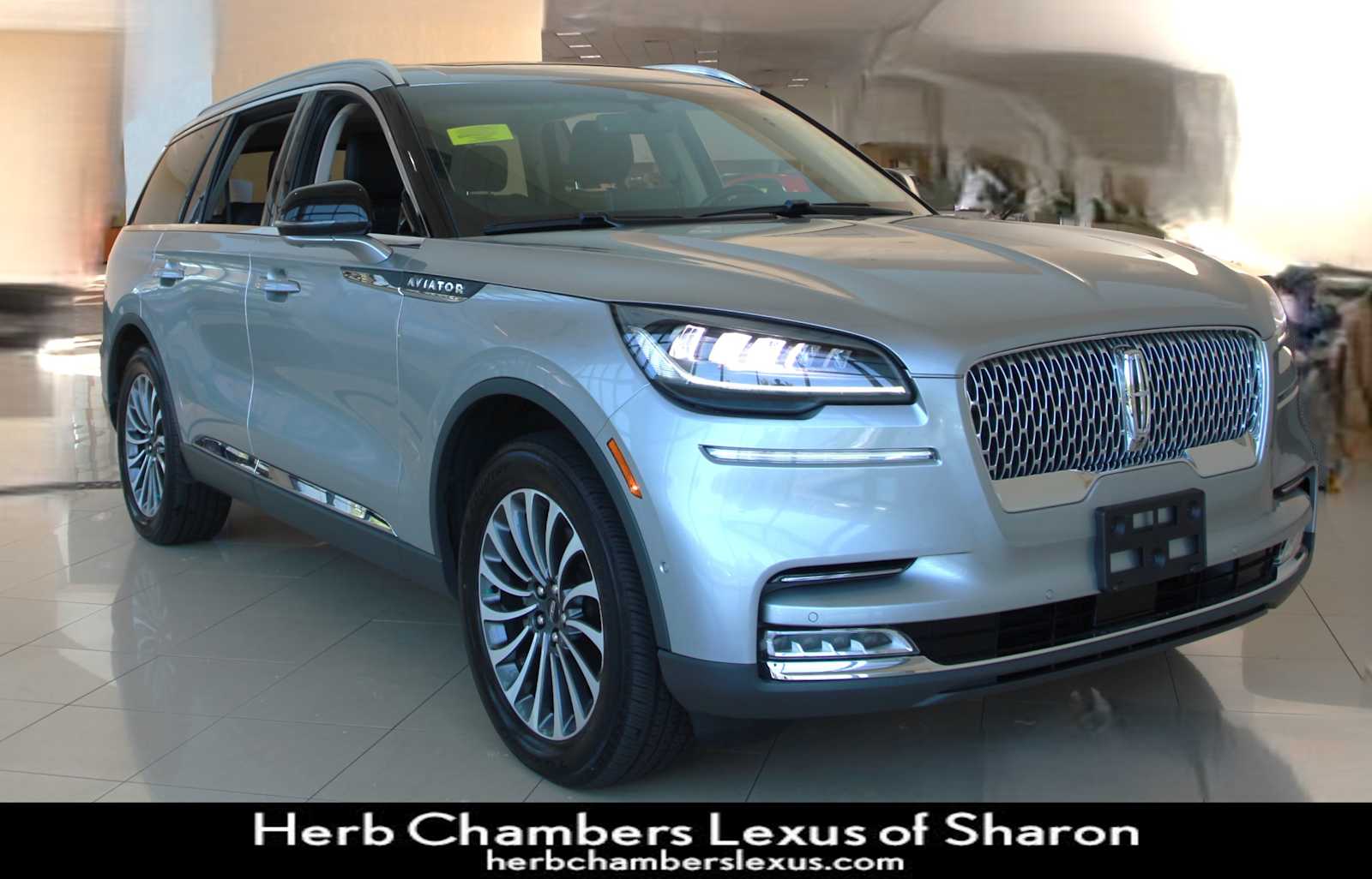 used 2020 Lincoln Aviator car, priced at $35,998