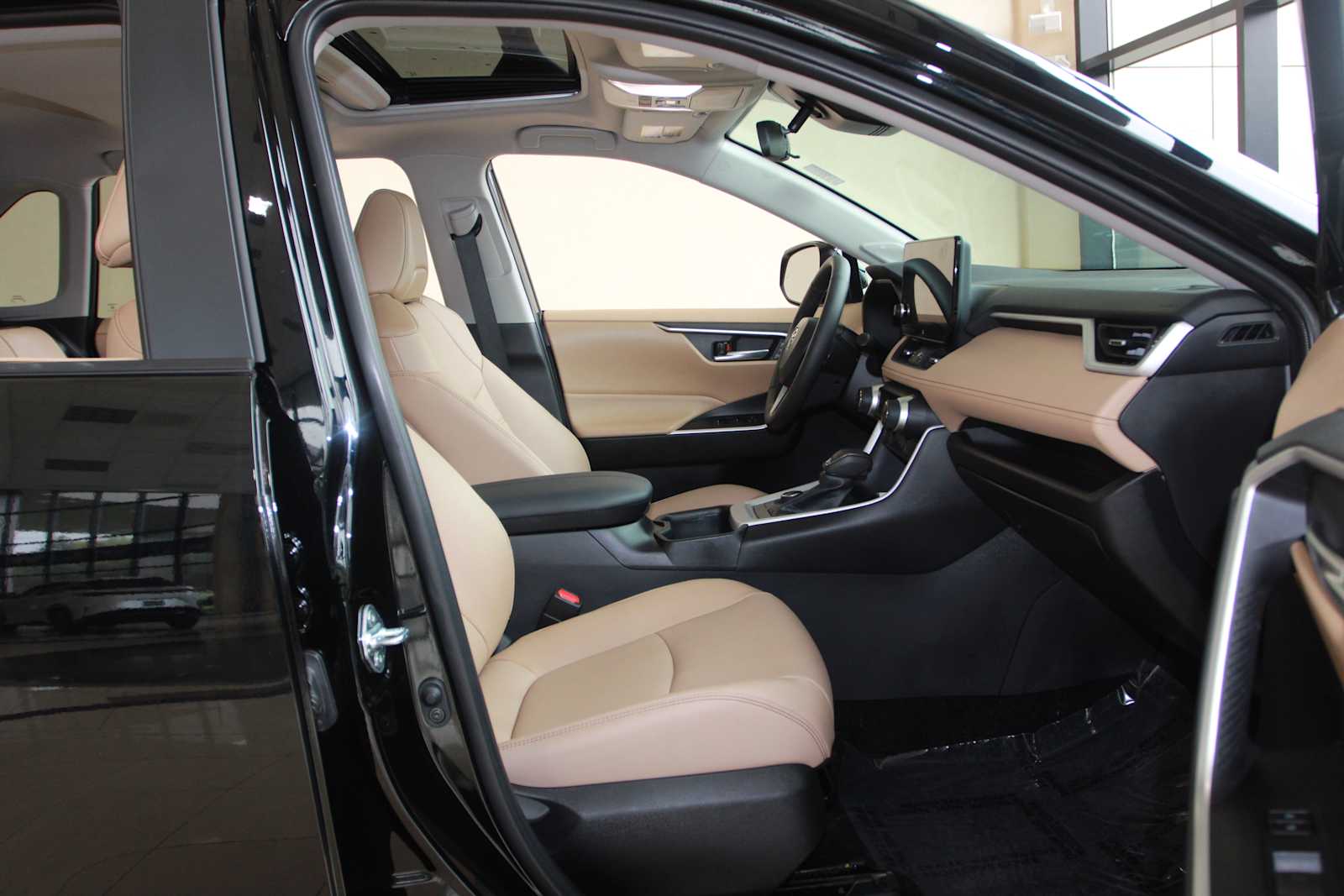 used 2024 Toyota RAV4 Hybrid car, priced at $39,998