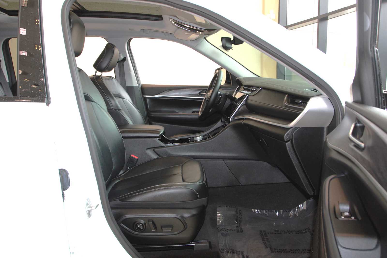 used 2021 Jeep Grand Cherokee L car, priced at $30,498
