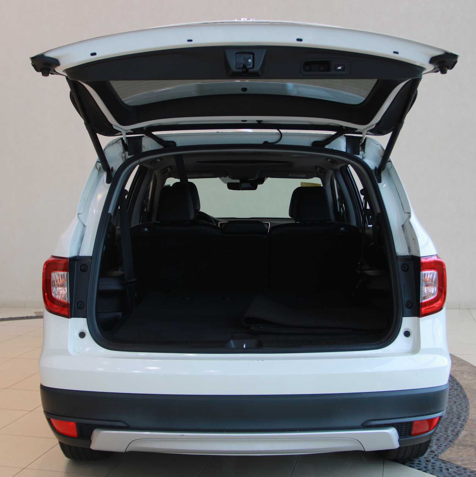 used 2019 Honda Pilot car, priced at $24,998