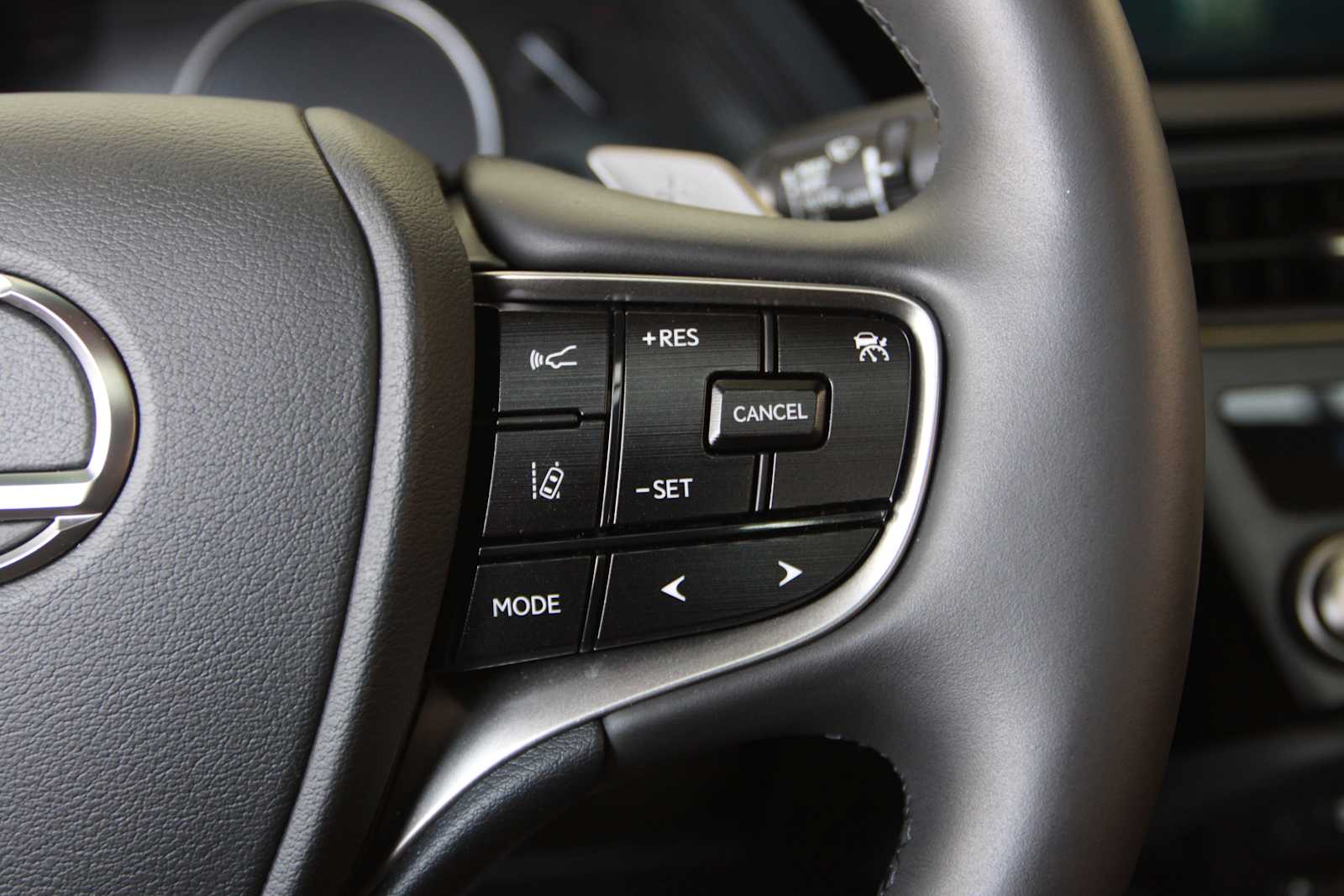 used 2022 Lexus ES 250 car, priced at $36,998
