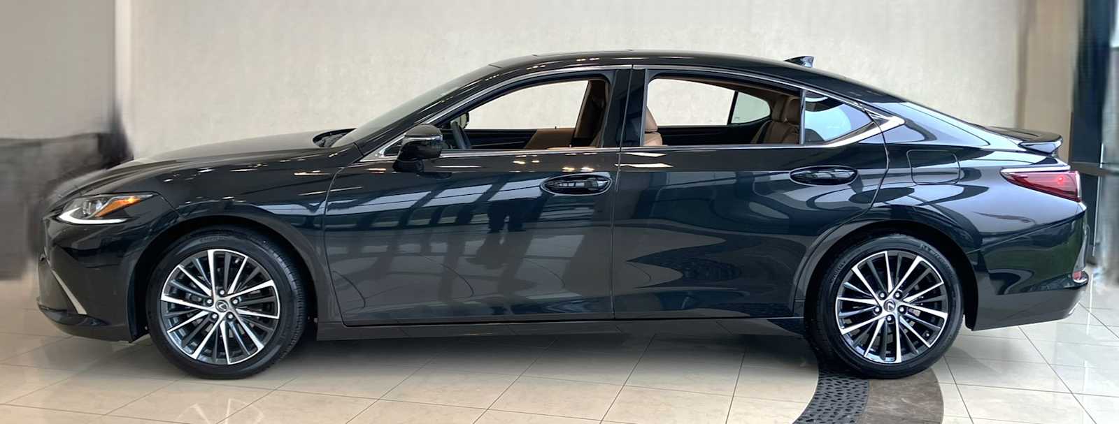 used 2022 Lexus ES 350 car, priced at $39,998