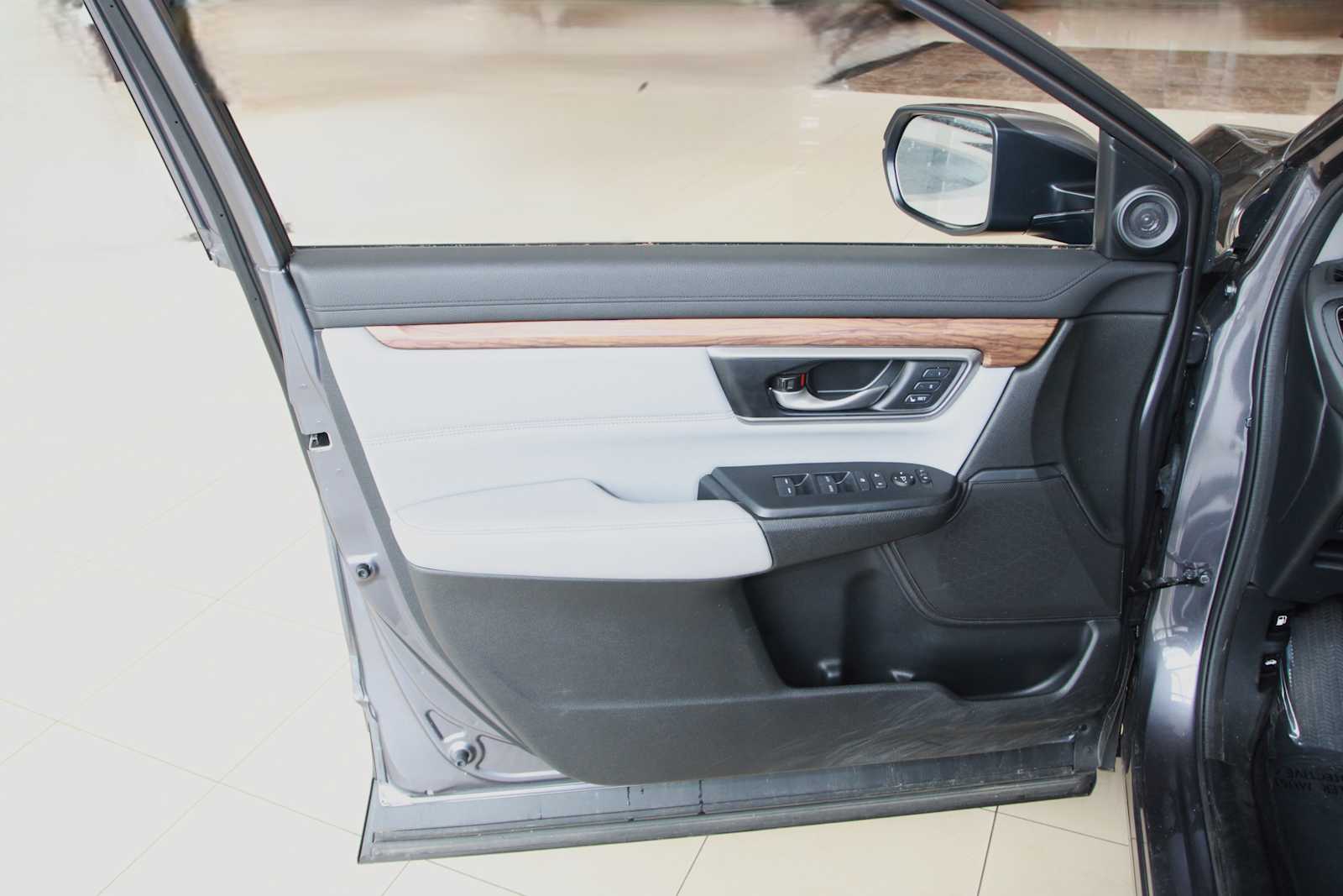 used 2022 Honda CR-V car, priced at $31,398