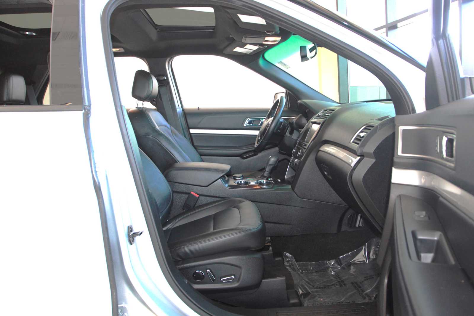 used 2016 Ford Explorer car, priced at $15,998