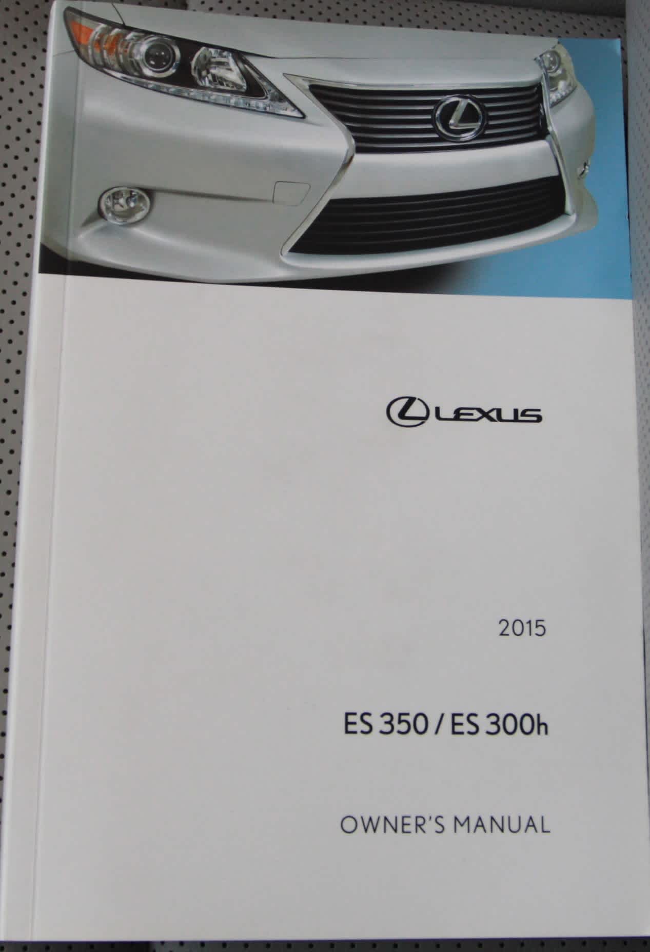 used 2015 Lexus ES 300h car, priced at $18,998