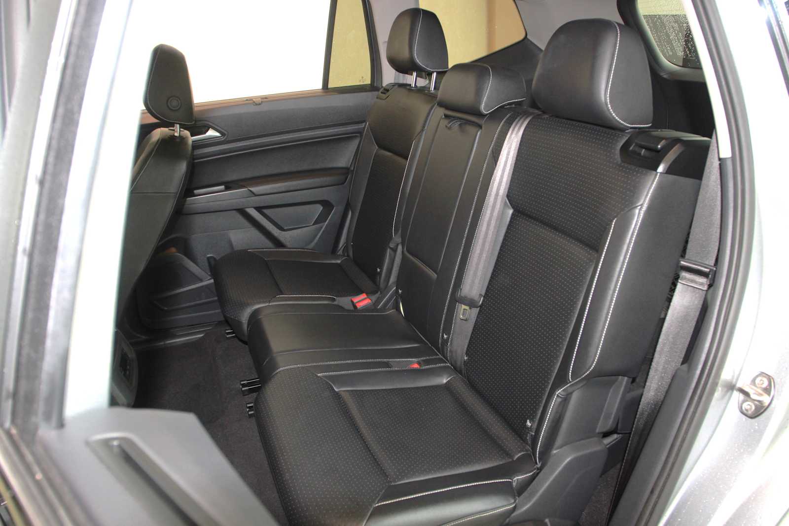 used 2021 Volkswagen Atlas car, priced at $26,998