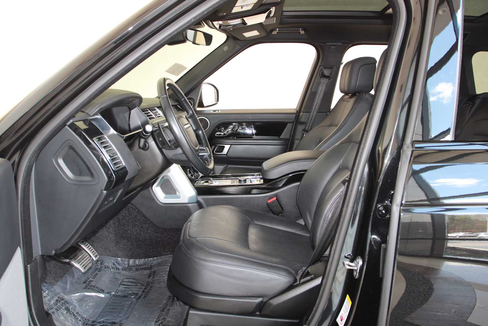 used 2021 Land Rover Range Rover car, priced at $41,598