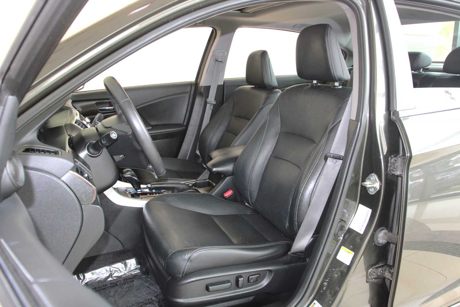used 2014 Honda Accord Sedan car, priced at $14,498