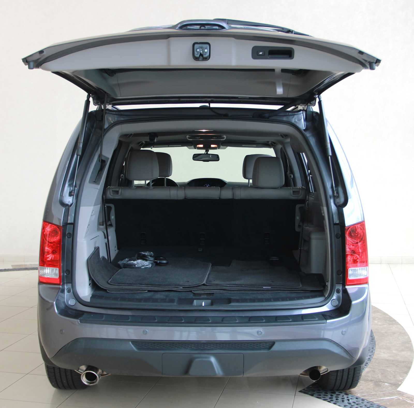 used 2015 Honda Pilot car, priced at $19,998