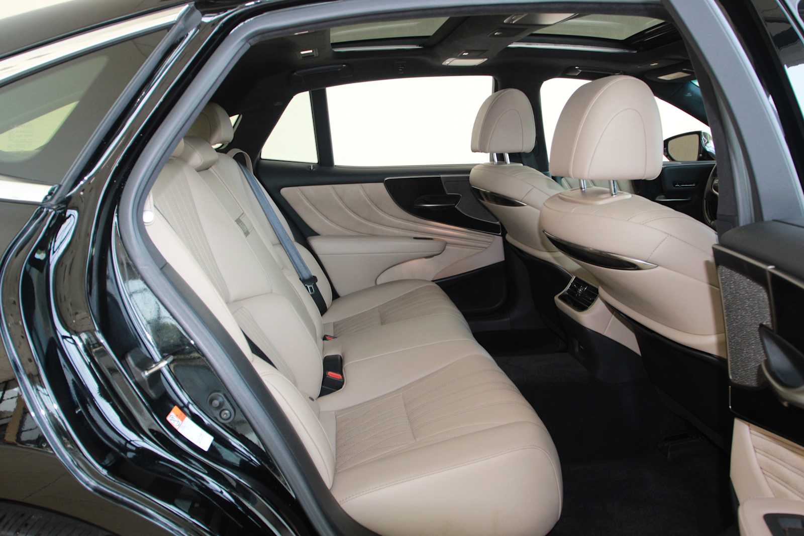 used 2021 Lexus LS 500 car, priced at $48,998