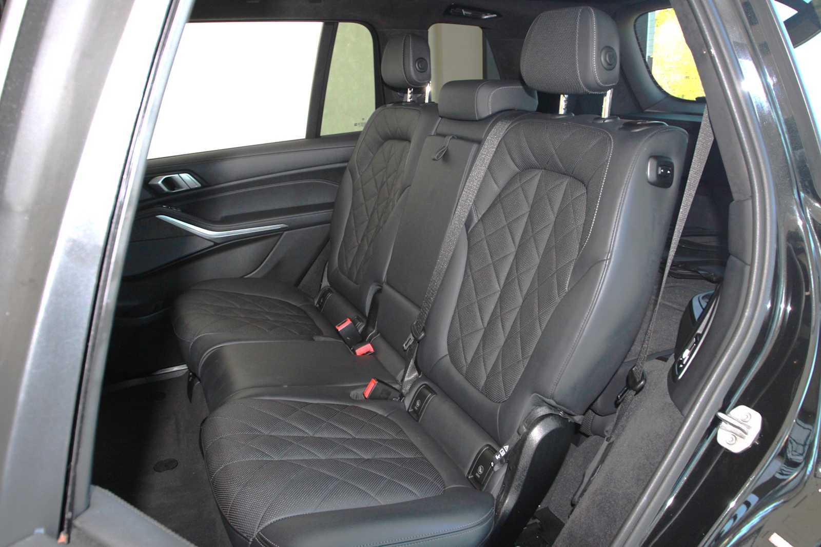 used 2024 BMW X7 car, priced at $69,998