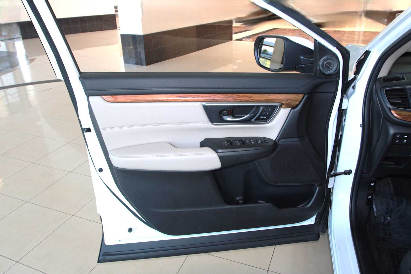 used 2019 Honda CR-V car, priced at $26,998