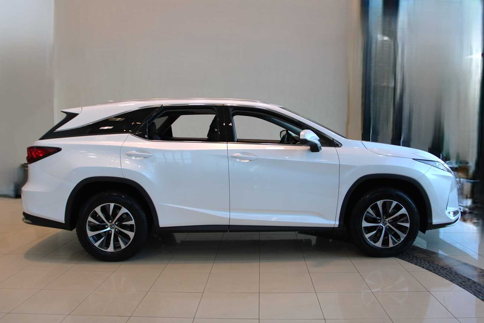 used 2022 Lexus RX 350L car, priced at $42,998