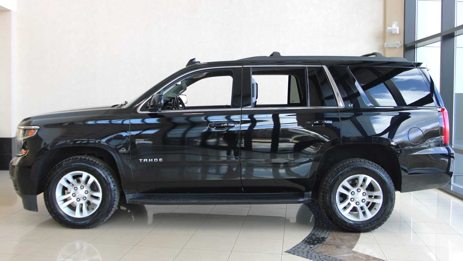 used 2020 Chevrolet Tahoe car, priced at $31,598