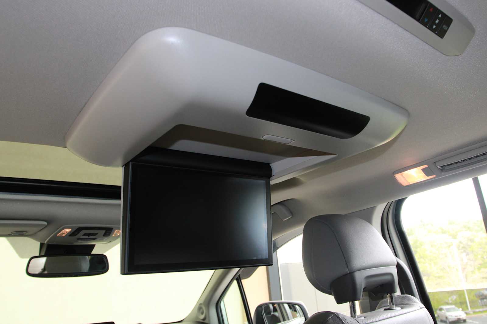 used 2023 Toyota Sienna car, priced at $48,998
