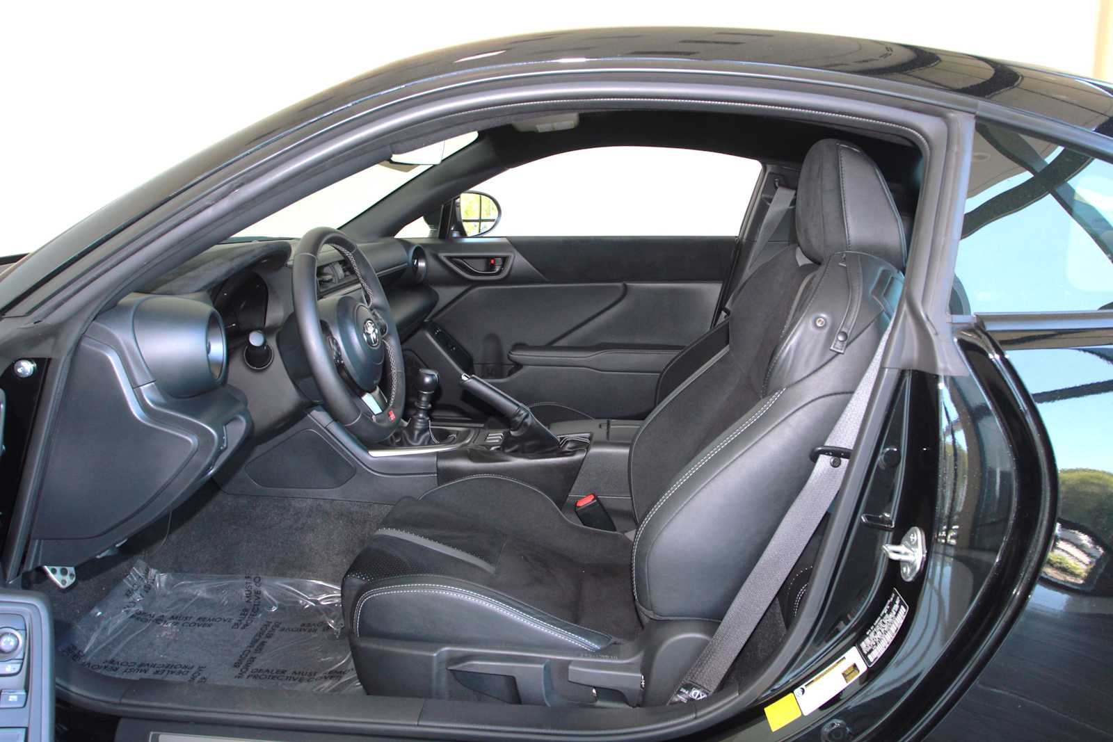 used 2023 Toyota GR86 car, priced at $31,998