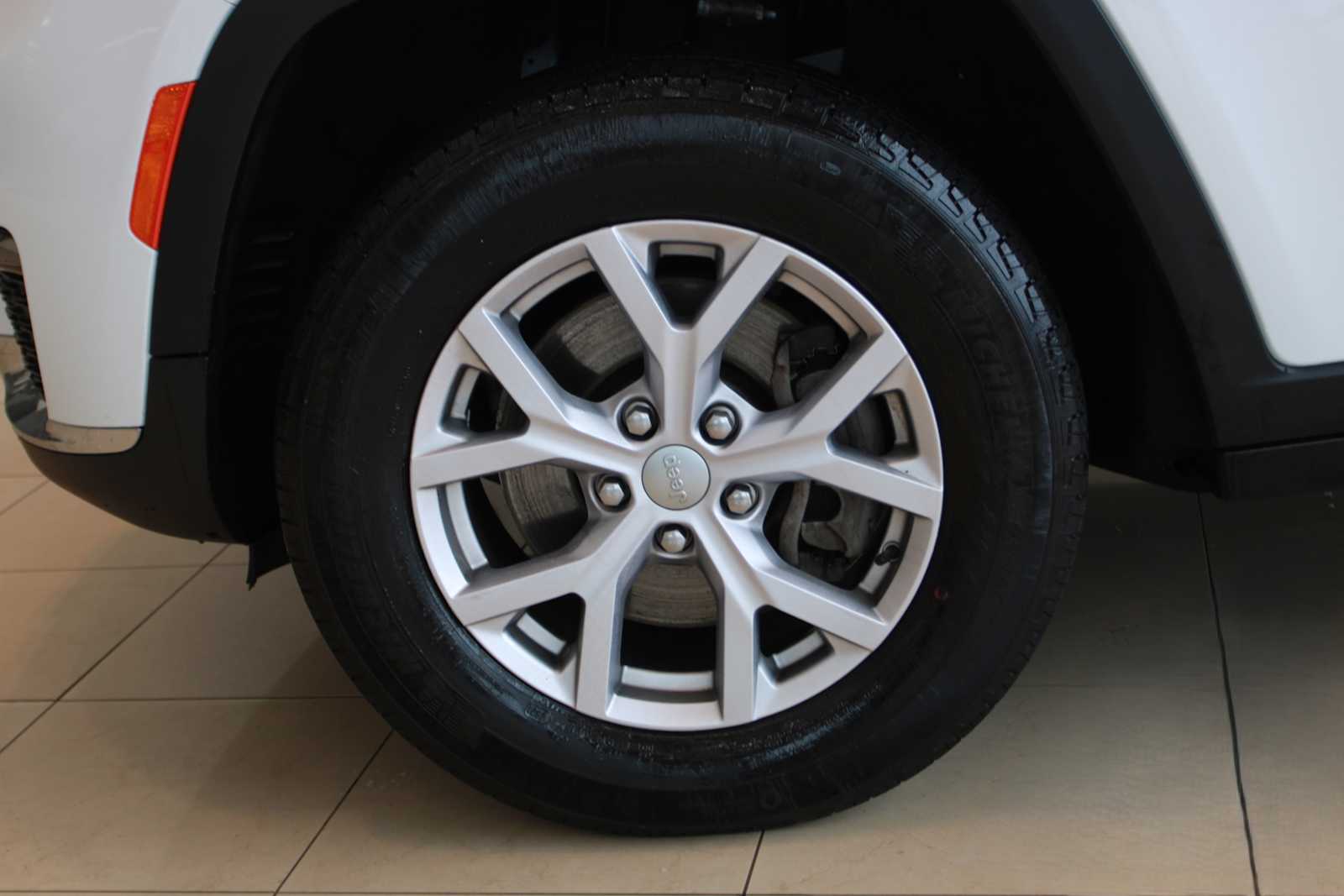 used 2021 Jeep Grand Cherokee L car, priced at $30,498