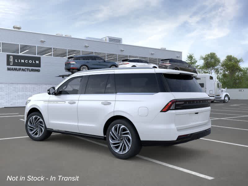 new 2025 Lincoln Navigator car, priced at $103,185